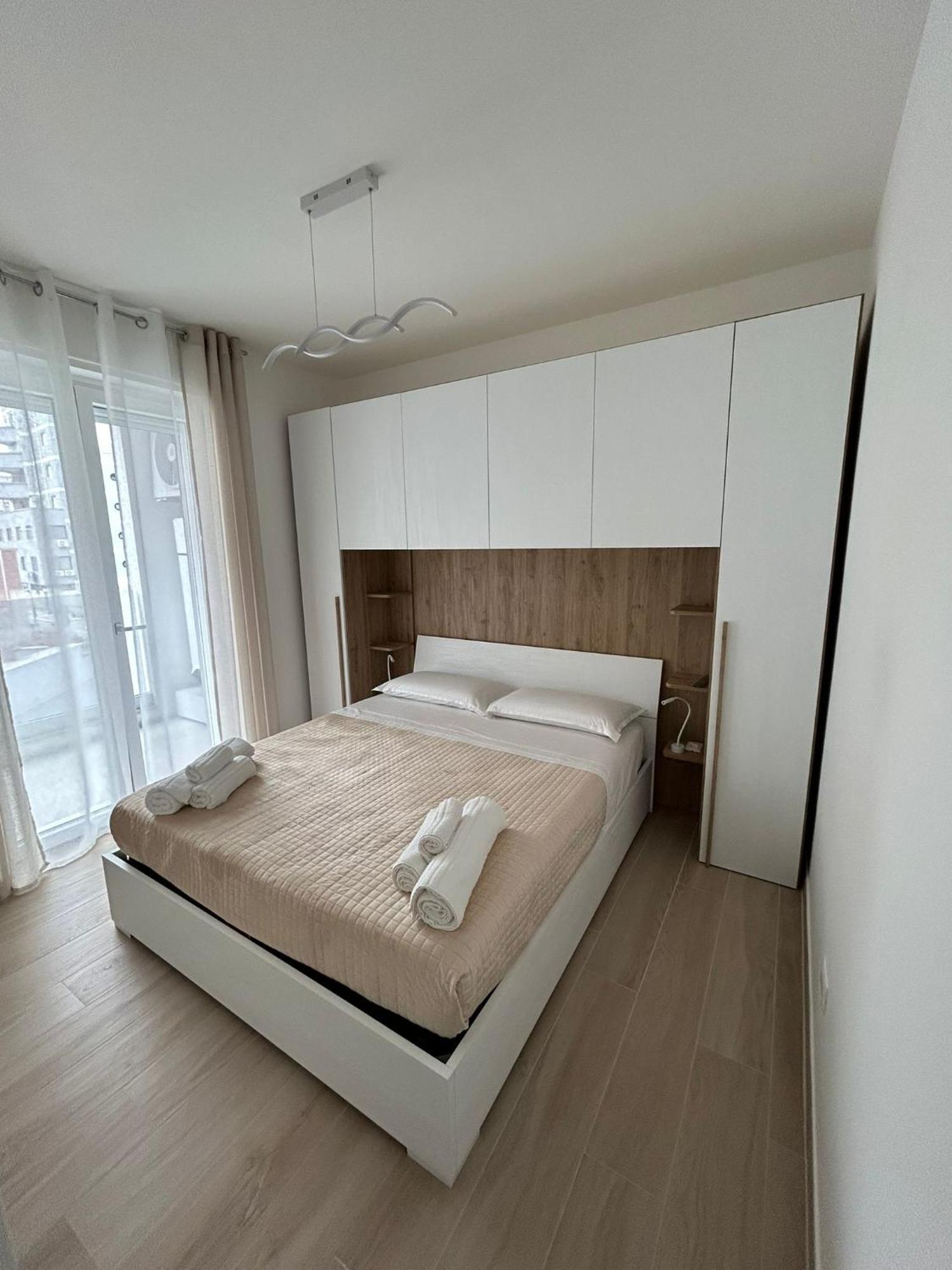 Appartement Dimora Rosa à Bari Extérieur photo